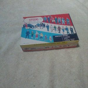 Plasticville Citizens #1619